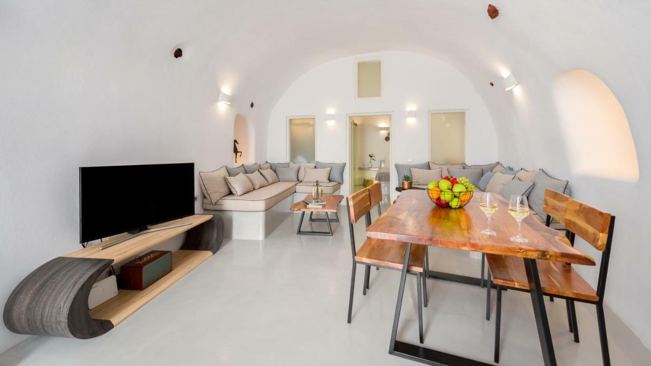Antrum Cave Villa 易莫洛林 外观 照片