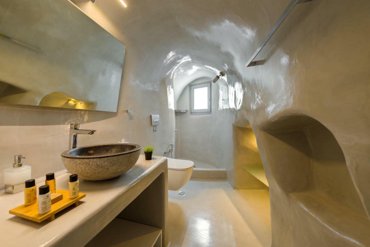 Antrum Cave Villa 易莫洛林 外观 照片